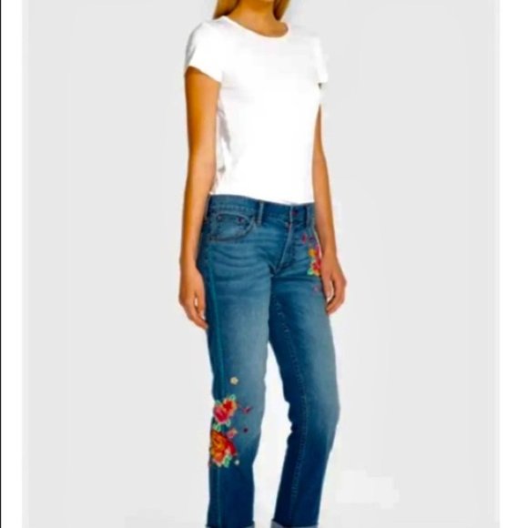 NWOT BLOSSOM BOYFRIEND JEANS - 25 - Picture 6 of 9